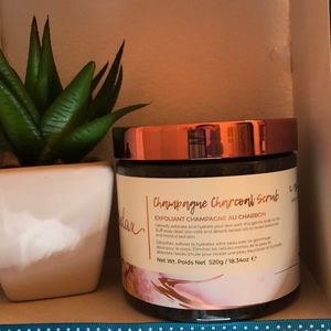 Relax Champagne Charcoal Scrub
